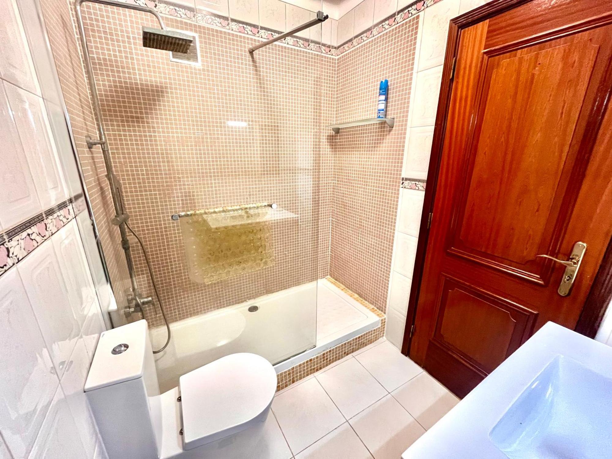 Quarto Boa Localizacao Com Cozinha E Casa De Banho Apartment Капарика Екстериор снимка